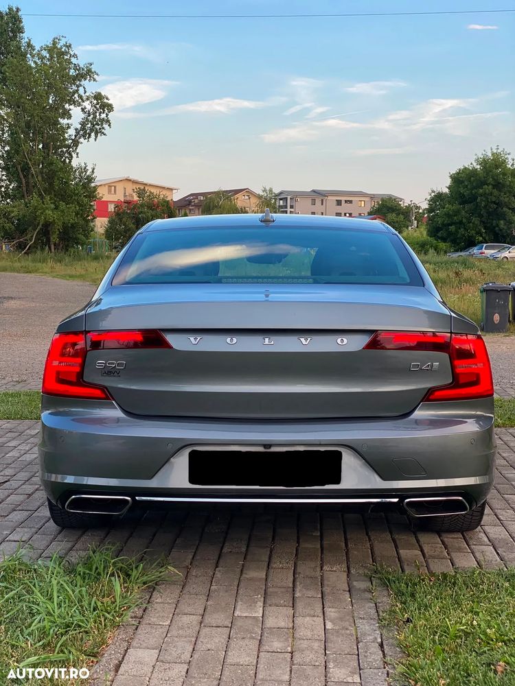 Volvo S90 - 11