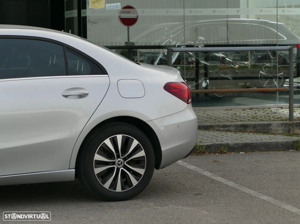 Mercedes-Benz A 250 Limousine e Style Plus - 16