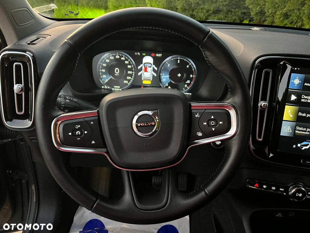 Volvo XC 40 D3 Momentum - 31