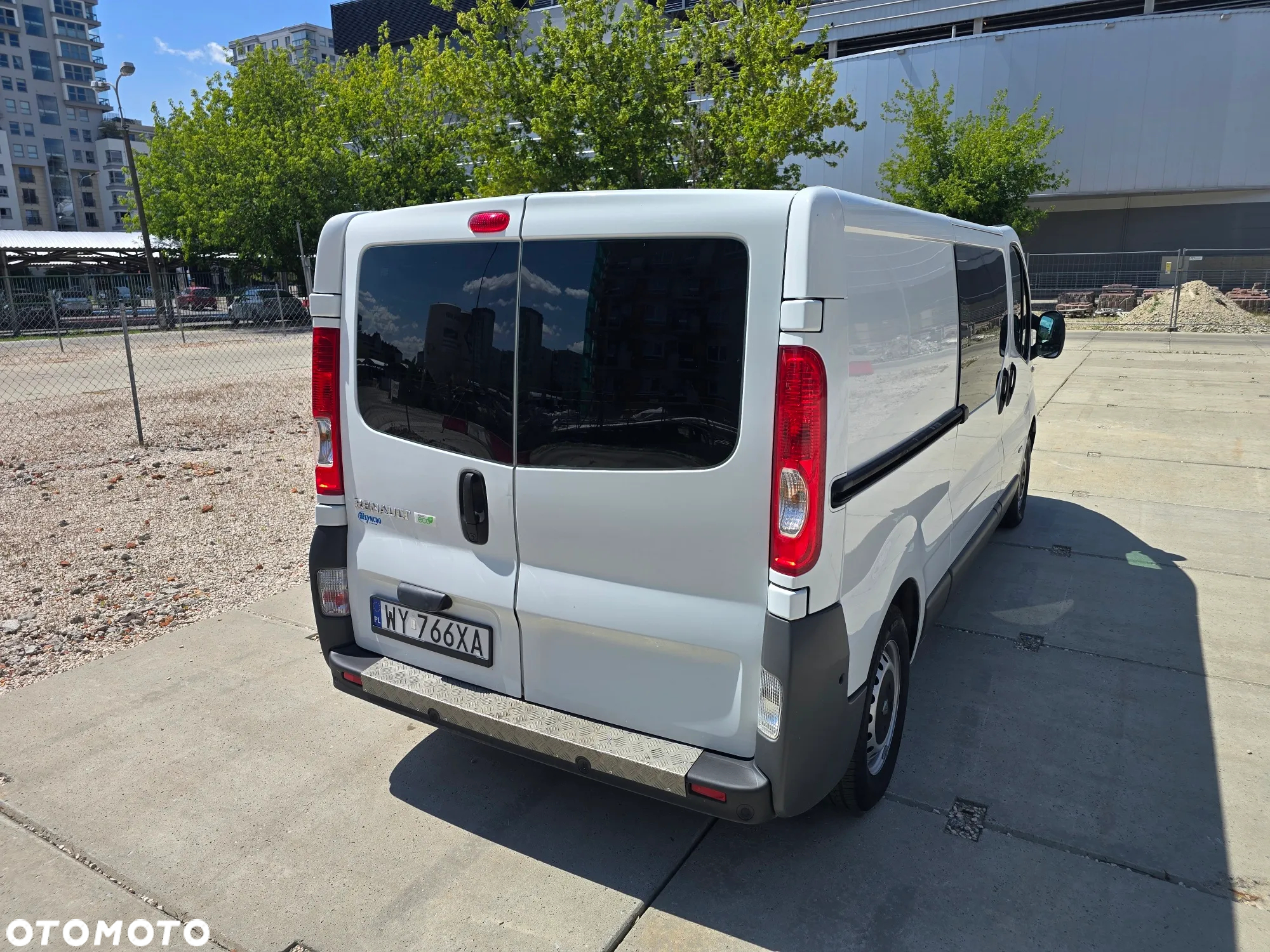 Renault TRAFIC - 7