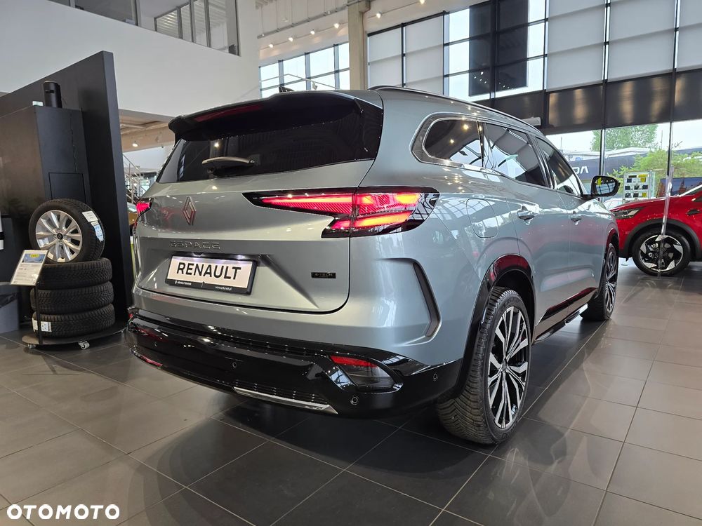 Renault Espace 1.2 E-Tech Full Hybrid 200 Iconic MMT 5os - 30