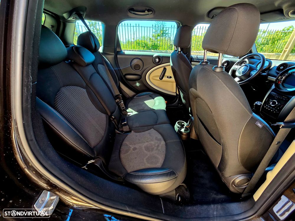 MINI Countryman Cooper D - 18