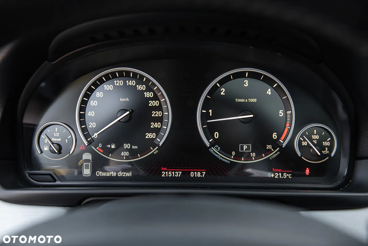 BMW Seria 5 535d Luxury Line - 24