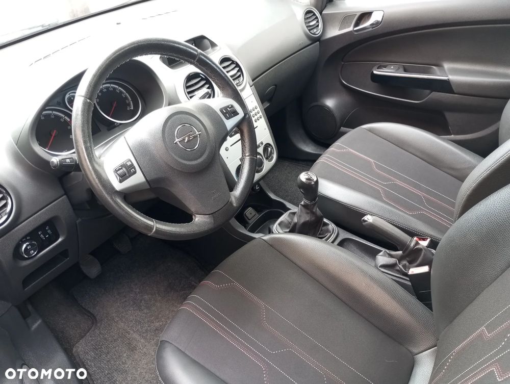 Opel Corsa - 7