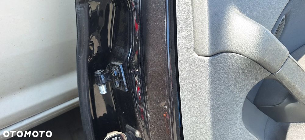 VW Golf VI HB Drzwi Tył Tylnie Prawe Kod Lakieru LC9X - 16