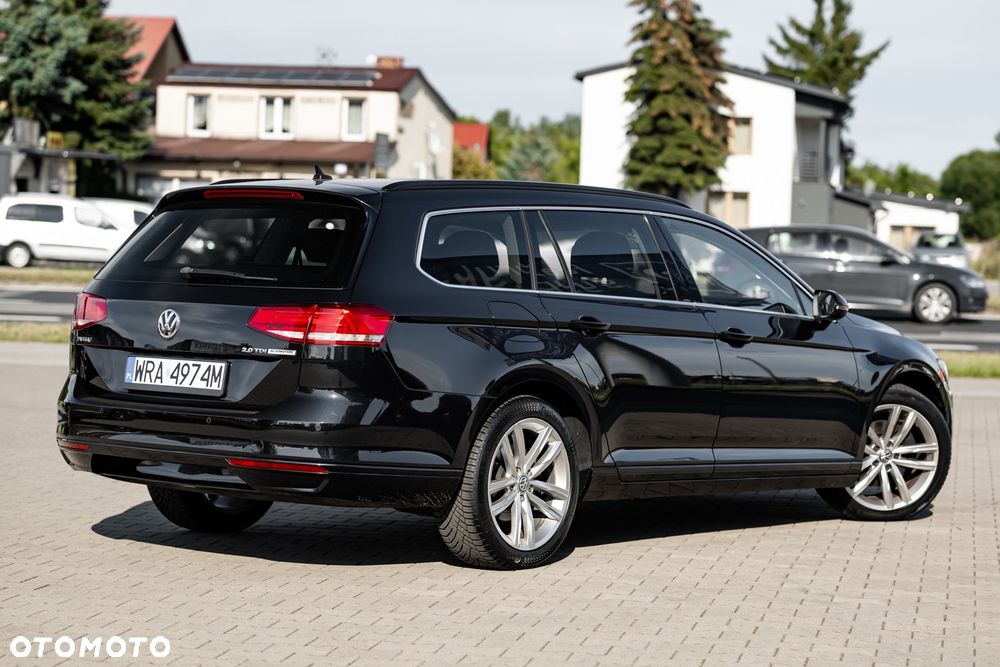 Volkswagen Passat Variant 2.0 TDI SCR DSG Trendline - 8