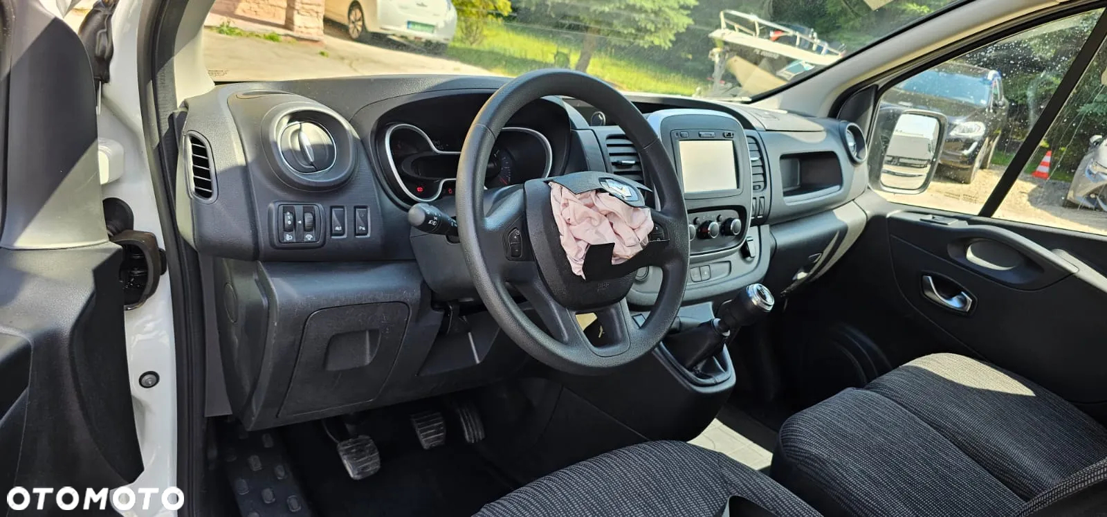 Renault TRAFIC - 10