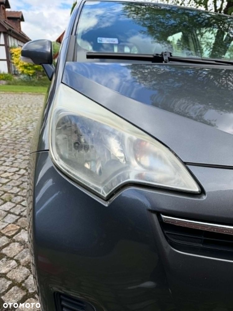 Toyota Verso S - 5