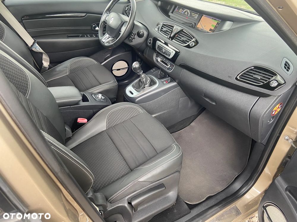 Renault Scenic Energy TCe 130 S&S Bose Edition - 22
