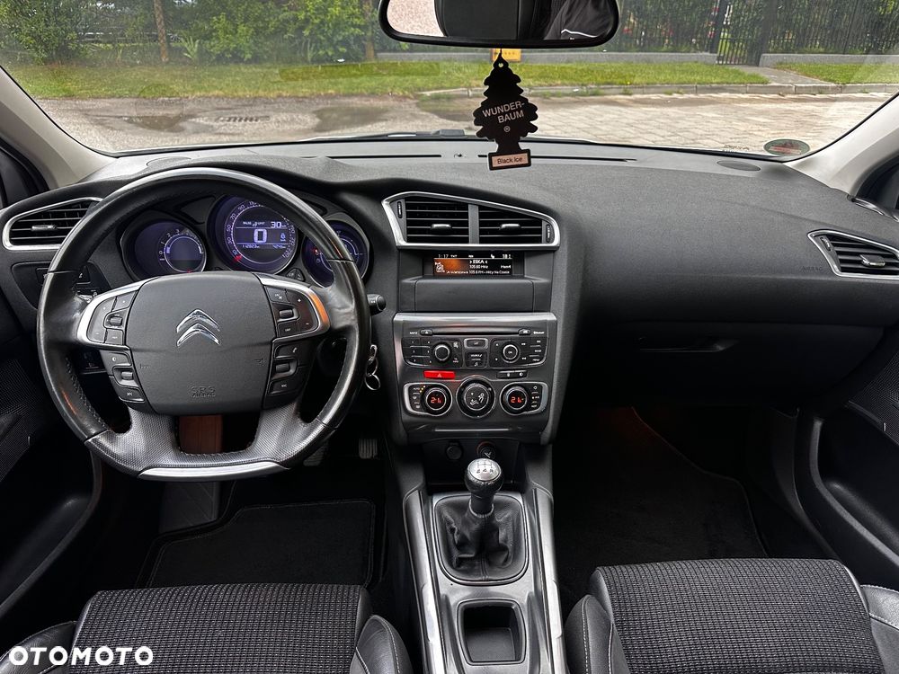 Citroën C4 VTi 120 Exclusive - 31