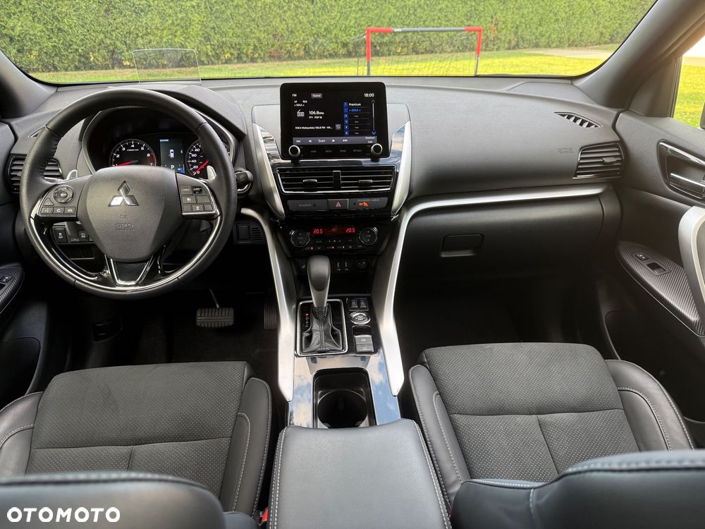 Mitsubishi Eclipse Cross - 21