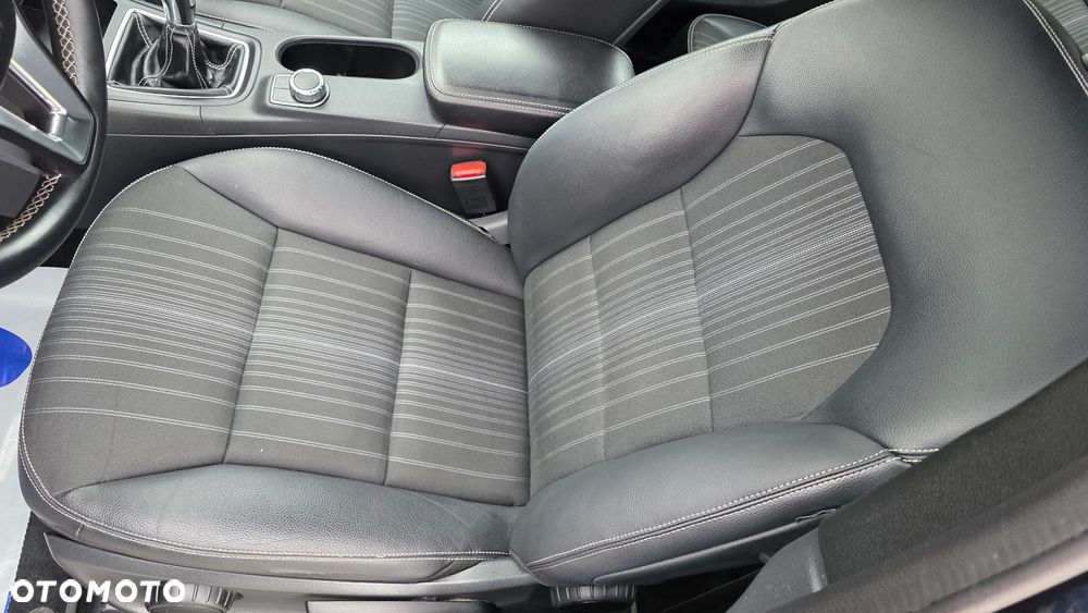 Mercedes-Benz Klasa B 200 BlueEFFICIENCY Edition 1 - 17