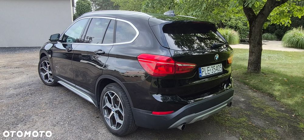 BMW X1 xDrive28i - 8