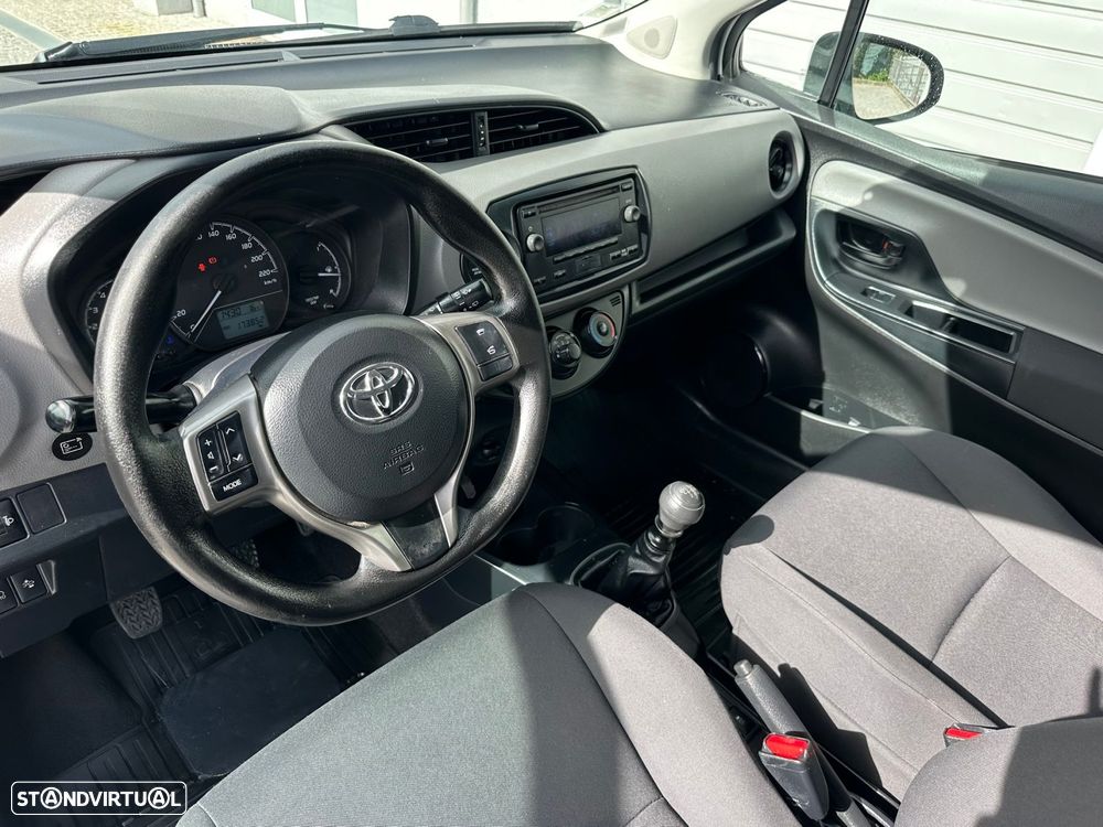 Toyota Yaris 1.4 D-4D AC - 10