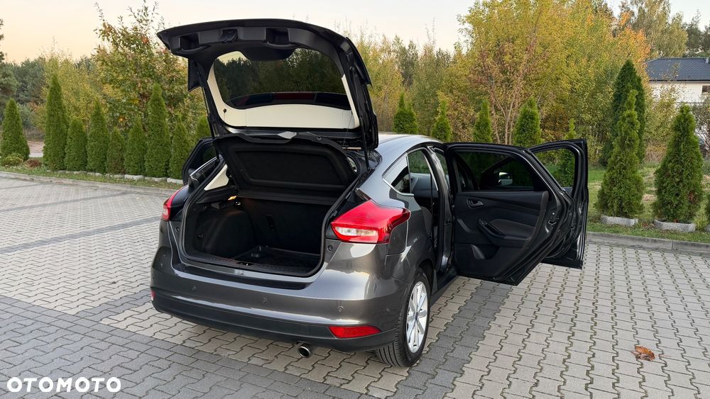 Ford Focus 1.5 EcoBoost STart-Stopp-System TITANIUM - 22