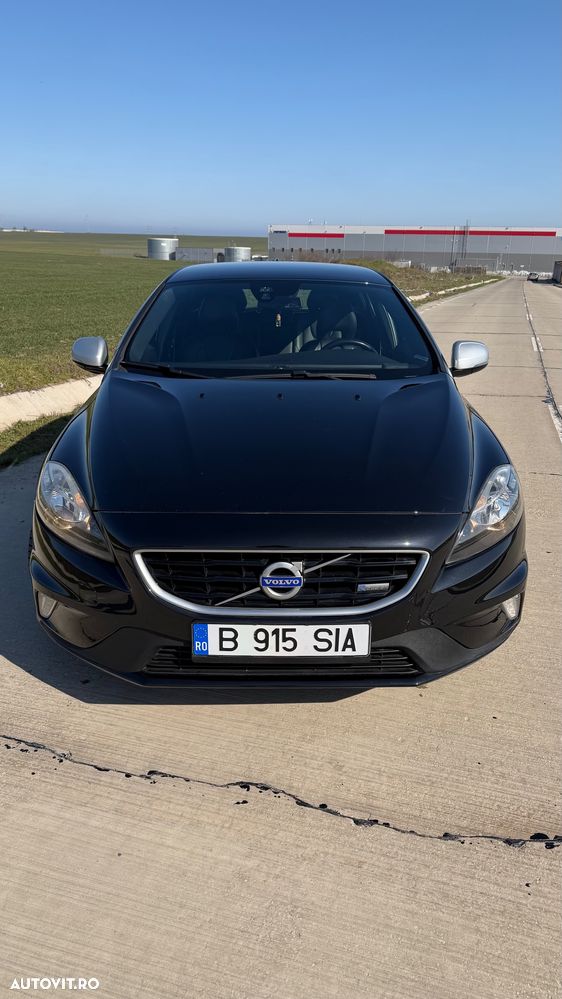 Volvo V40 D4 RDesign - 2