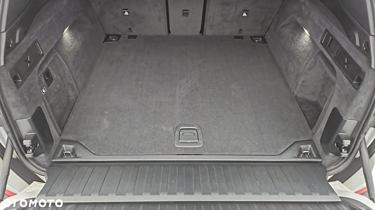 BMW X5 xDrive25d - 24
