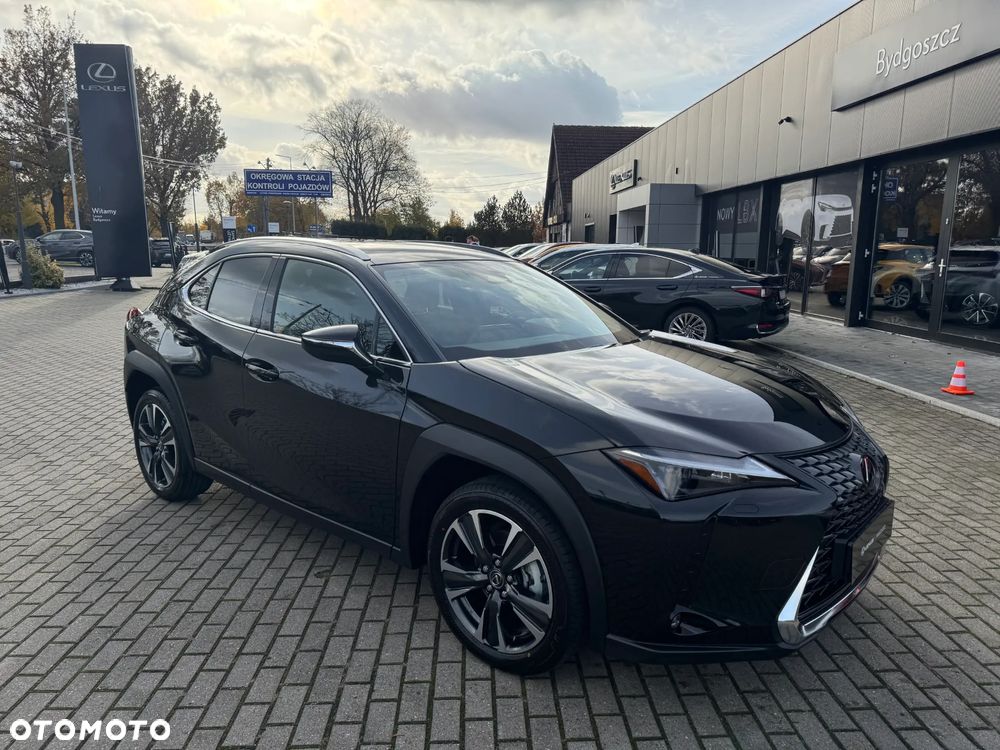 Lexus UX 300h Business - 9
