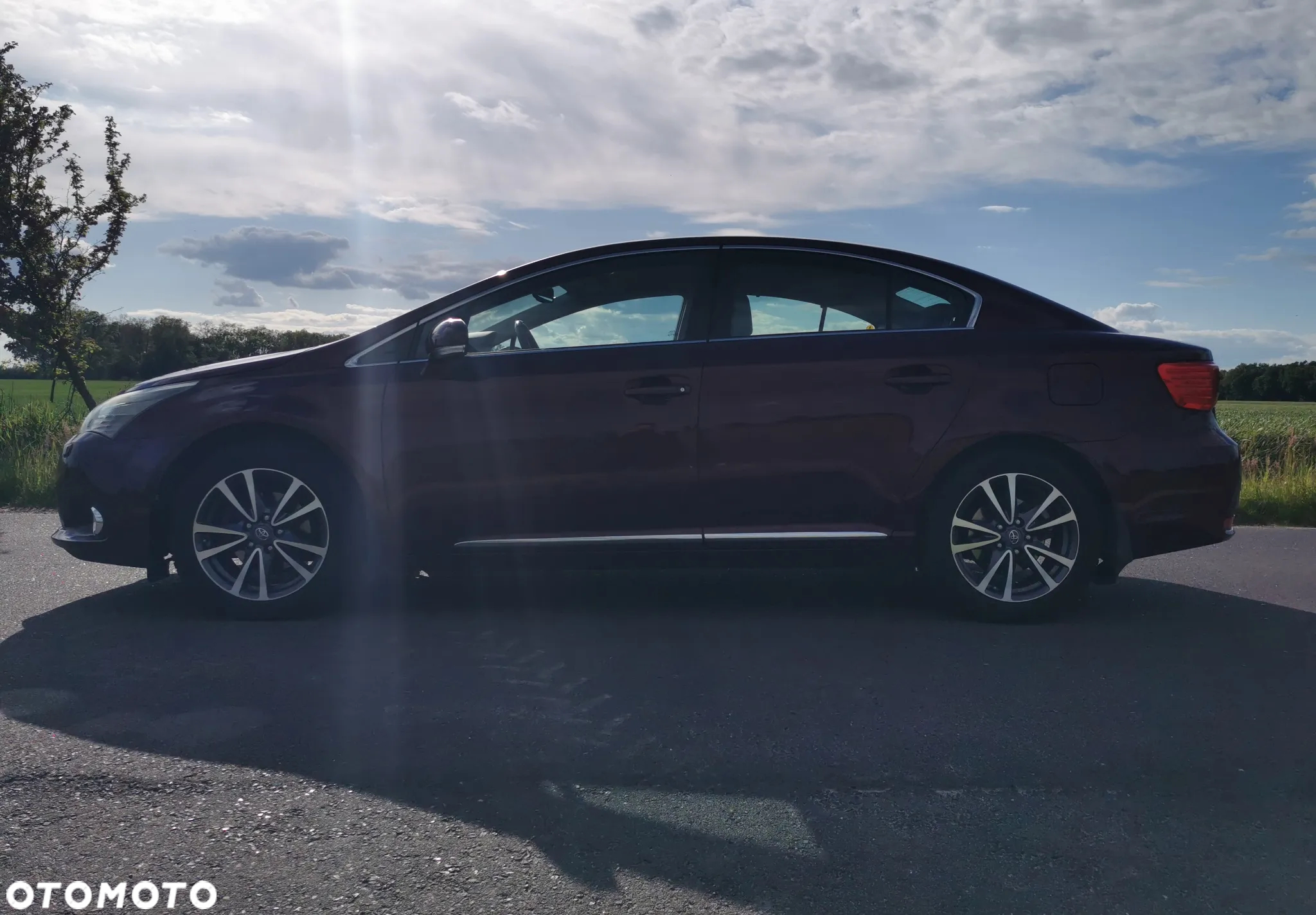 Toyota Avensis 2.0 Premium - 3