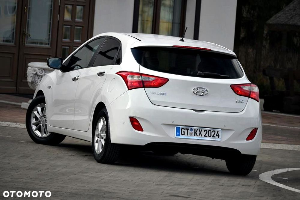 Hyundai i30 1.4 Fifa World Cup Edition - 23