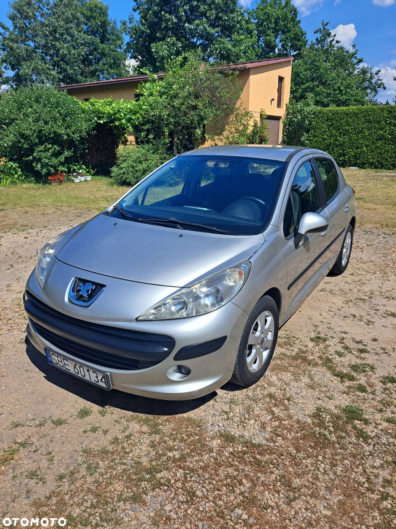 Peugeot 207 1.4 16V Trendy - 1
