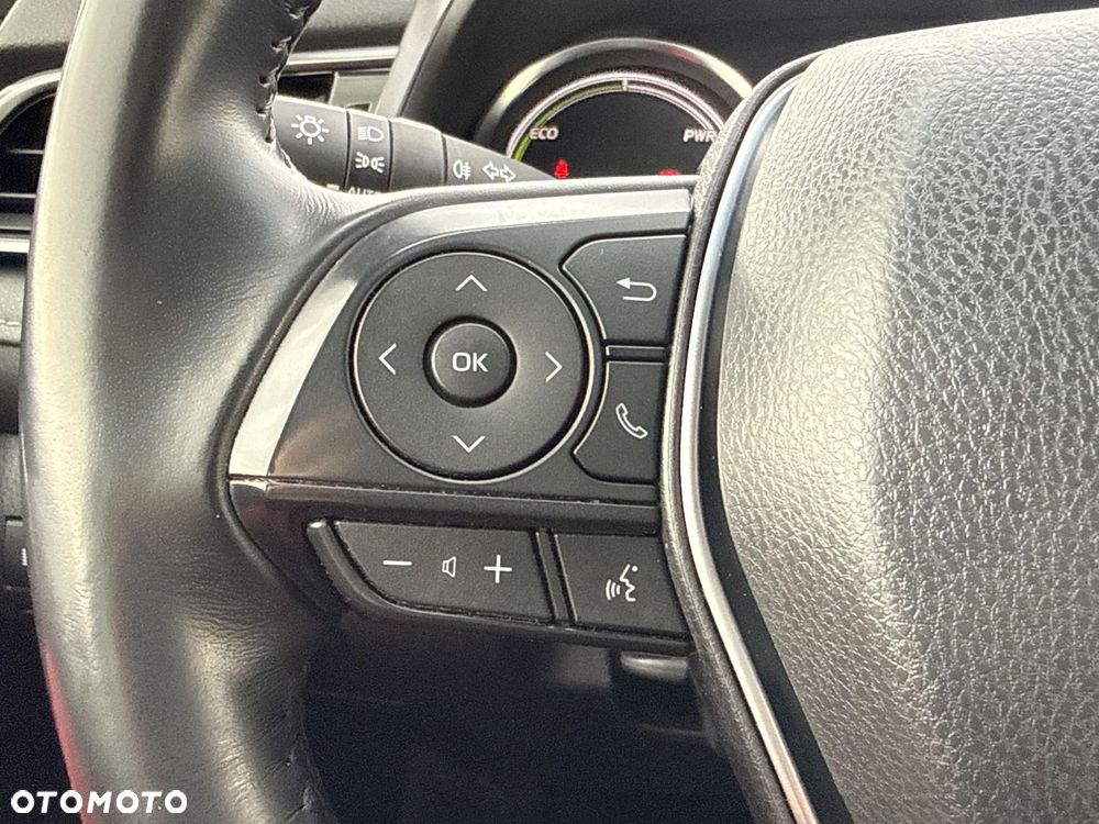 Toyota Camry 2.5 Hybrid Prestige CVT - 17