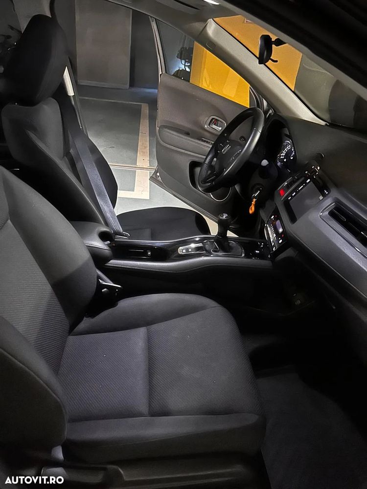 Honda HR-V 1.5 i-VTEC M/T Elegance - 13