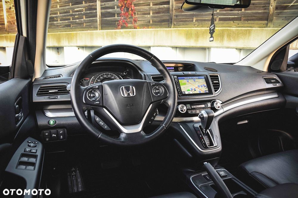 Honda CR-V 2.0 Lifestyle Plus (Honda Connect+) - 25