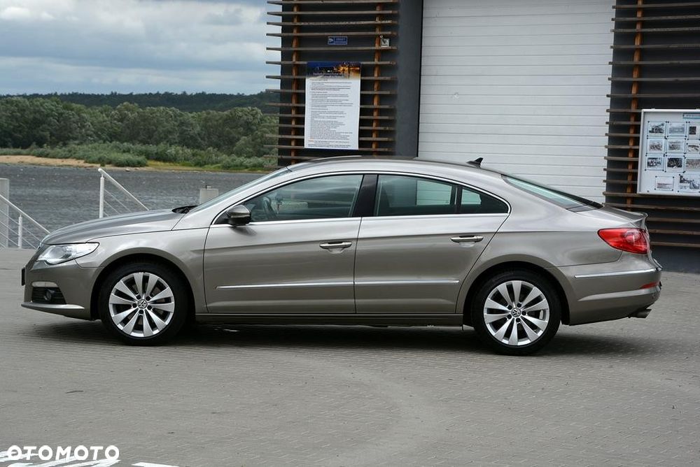 Volkswagen Passat CC 2.0 TDI DPF BMT 4Mot - 2