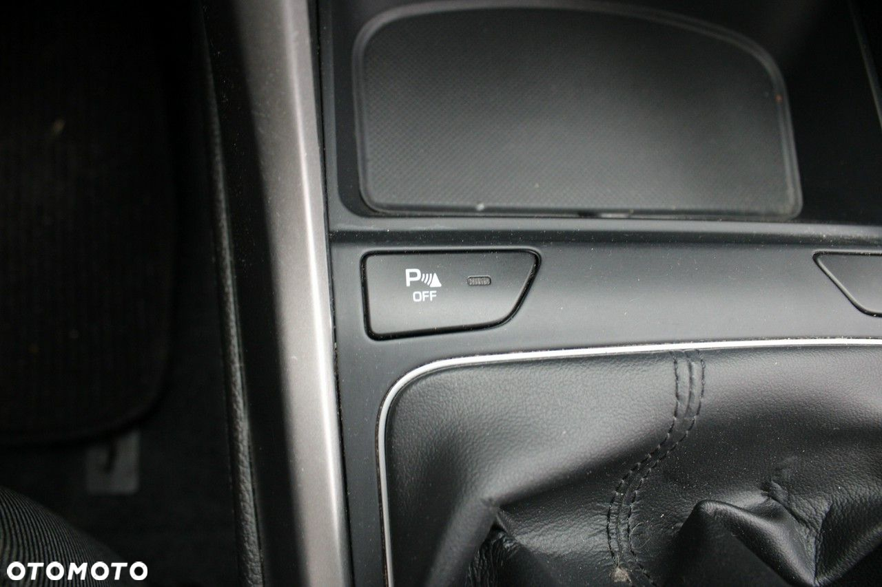 Hyundai i30 - 24
