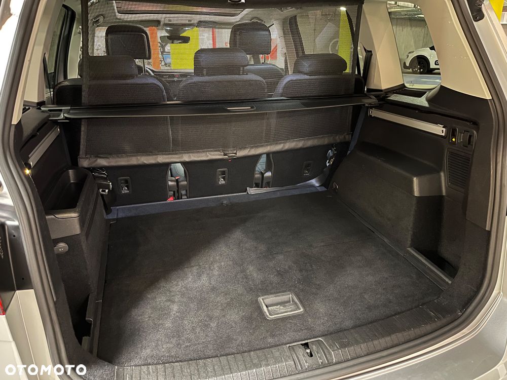 Volkswagen Touran 2.0 TDI SCR (BlueMotion Technology) DSG Comfortline - 41