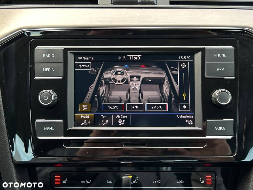 Volkswagen Passat 1.5 TSI EVO Elegance DSG - 35