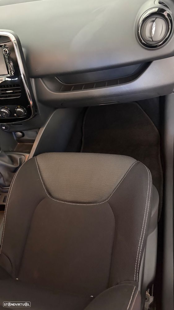 Renault Clio 0.9 TCE Dynamique S - 18
