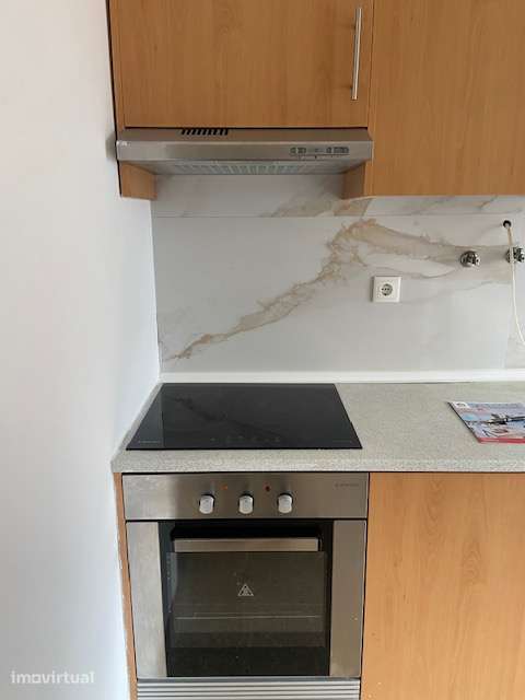 T1 Remodelado na Quinta da Lomba - Grande imagem: 3/12