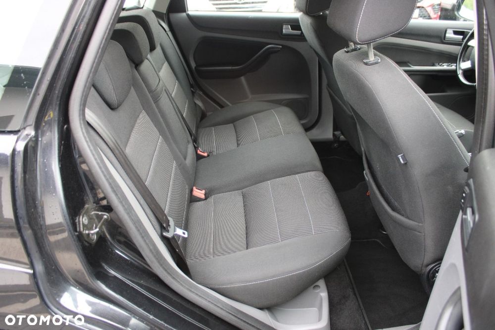 Ford Focus - 19