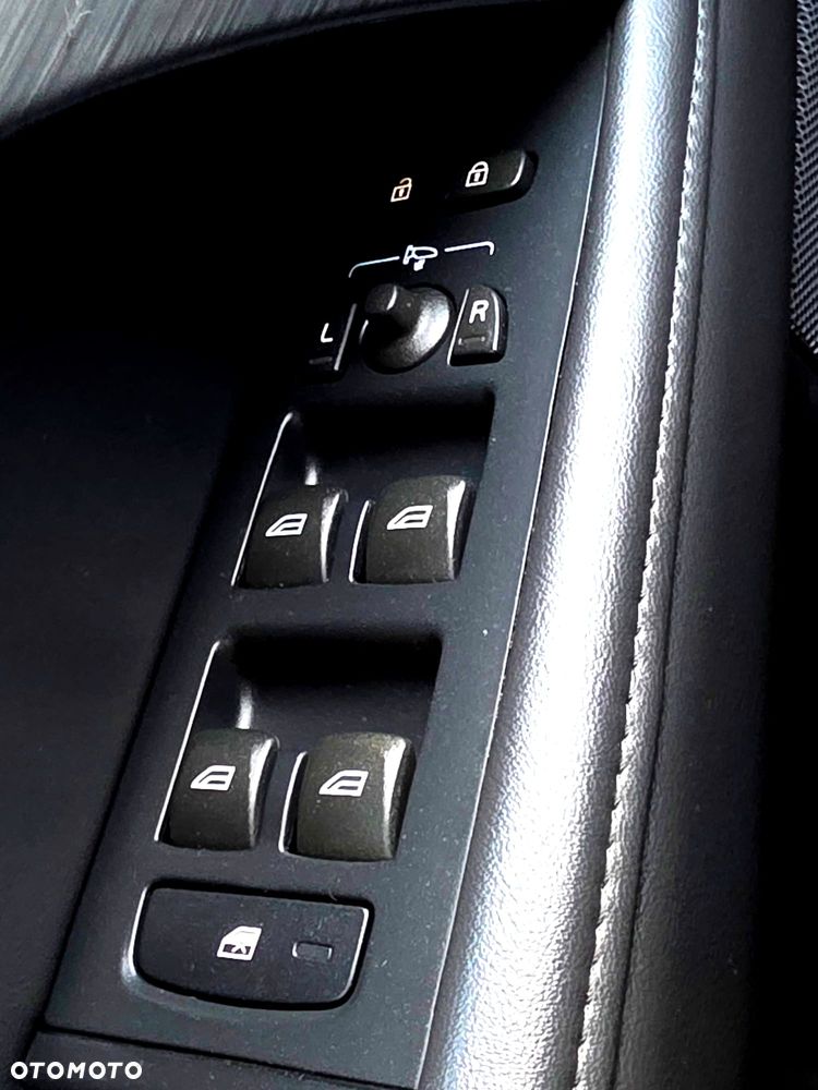 Volvo V70 D2 Drive-E Summum - 28
