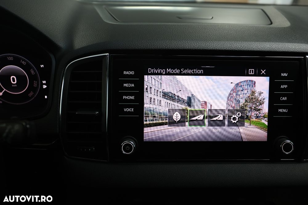 Skoda Karoq 2.0 TDI DSG Ambition - 27