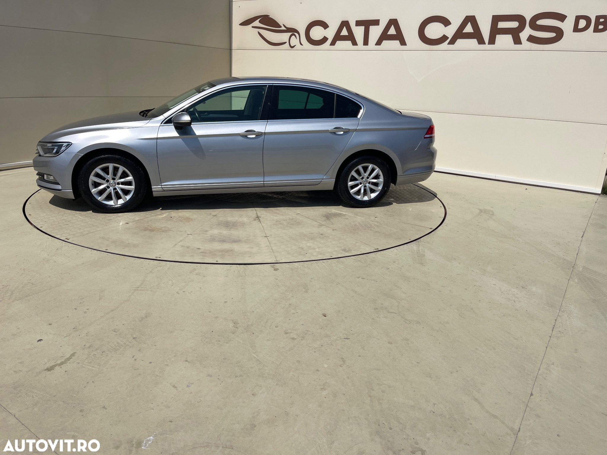 Volkswagen Passat - 7