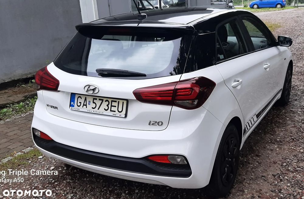 Hyundai i20 1.2 GO - 12