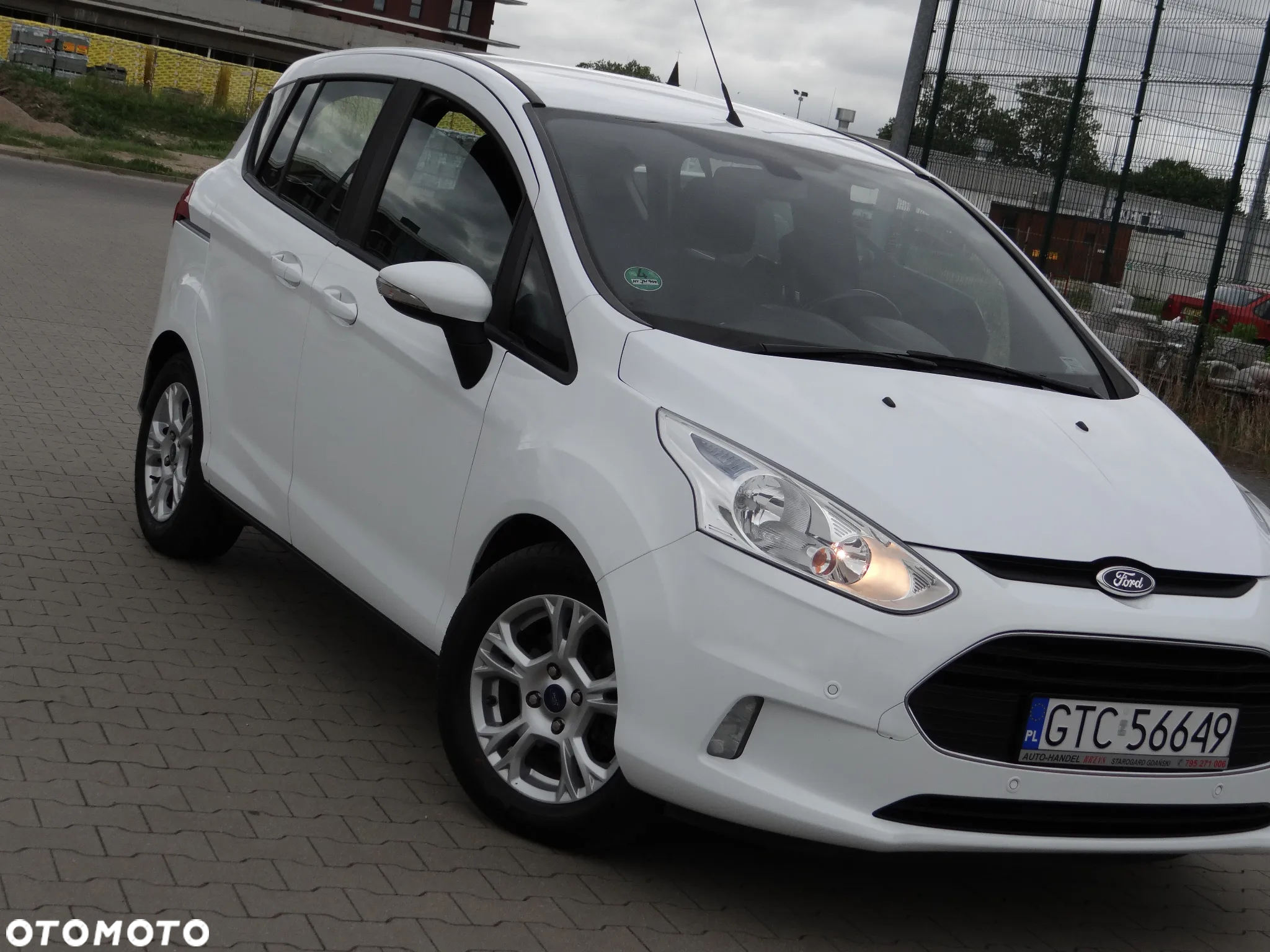 Ford B-MAX - 21