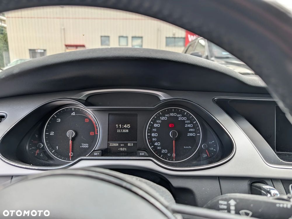 Audi A4 Avant 2.0 TDI DPF clean diesel Ambition - 11