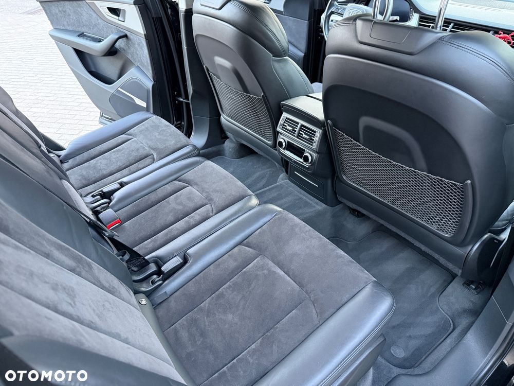 Audi Q7 - 21