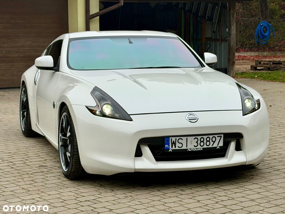 Nissan 370 Z Black Edition - 2
