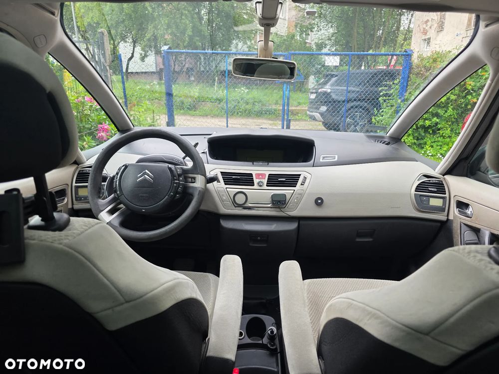 Citroën C4 Grand Picasso 2.0 HDi FAP Exclusive - 4