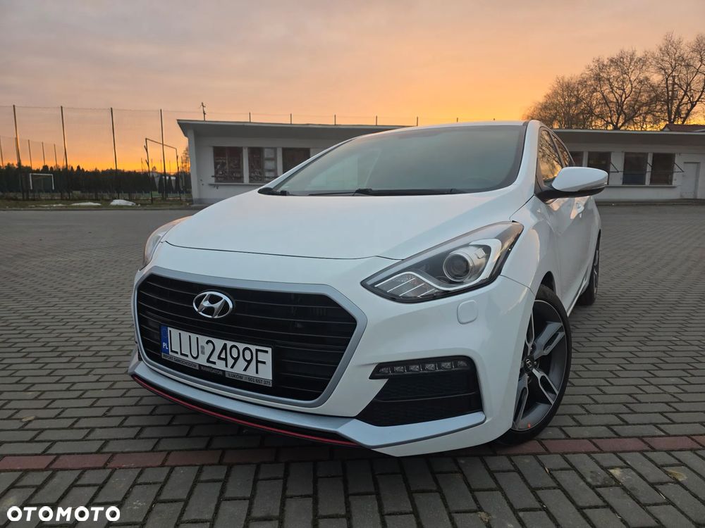 Hyundai i30 1.6 T GDI Turbo - 25