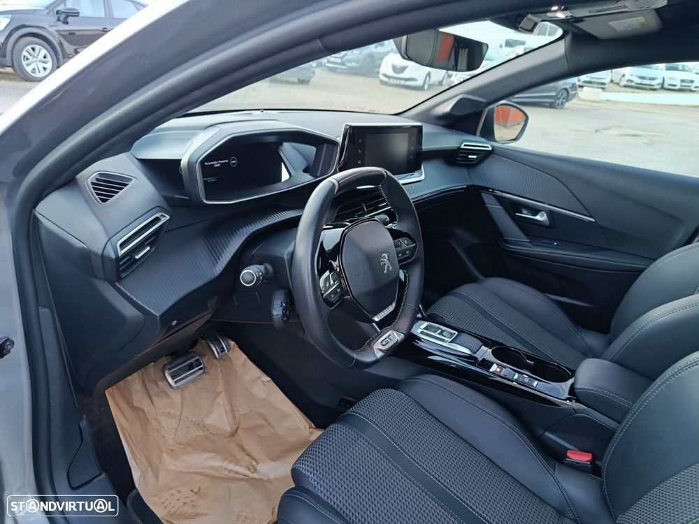 Peugeot e-208 50 kWh GT - 7