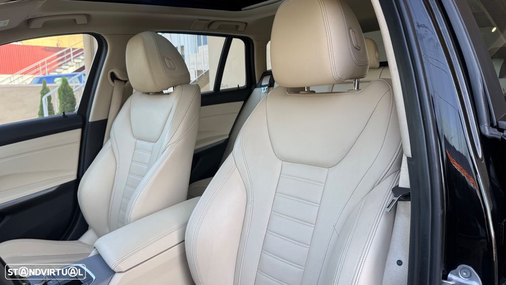 BMW 330 e Line Luxury Auto - 9
