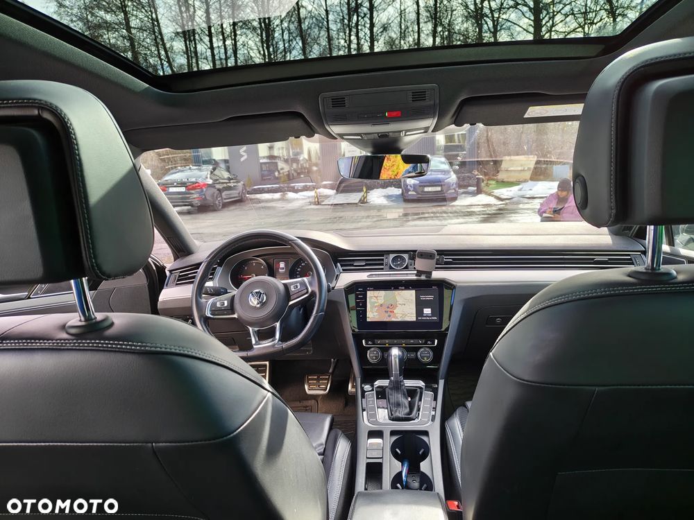 Volkswagen Passat - 15