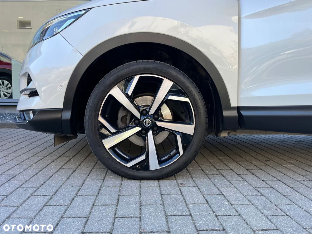 Nissan Qashqai 1.6 DIG-T Tekna - 16
