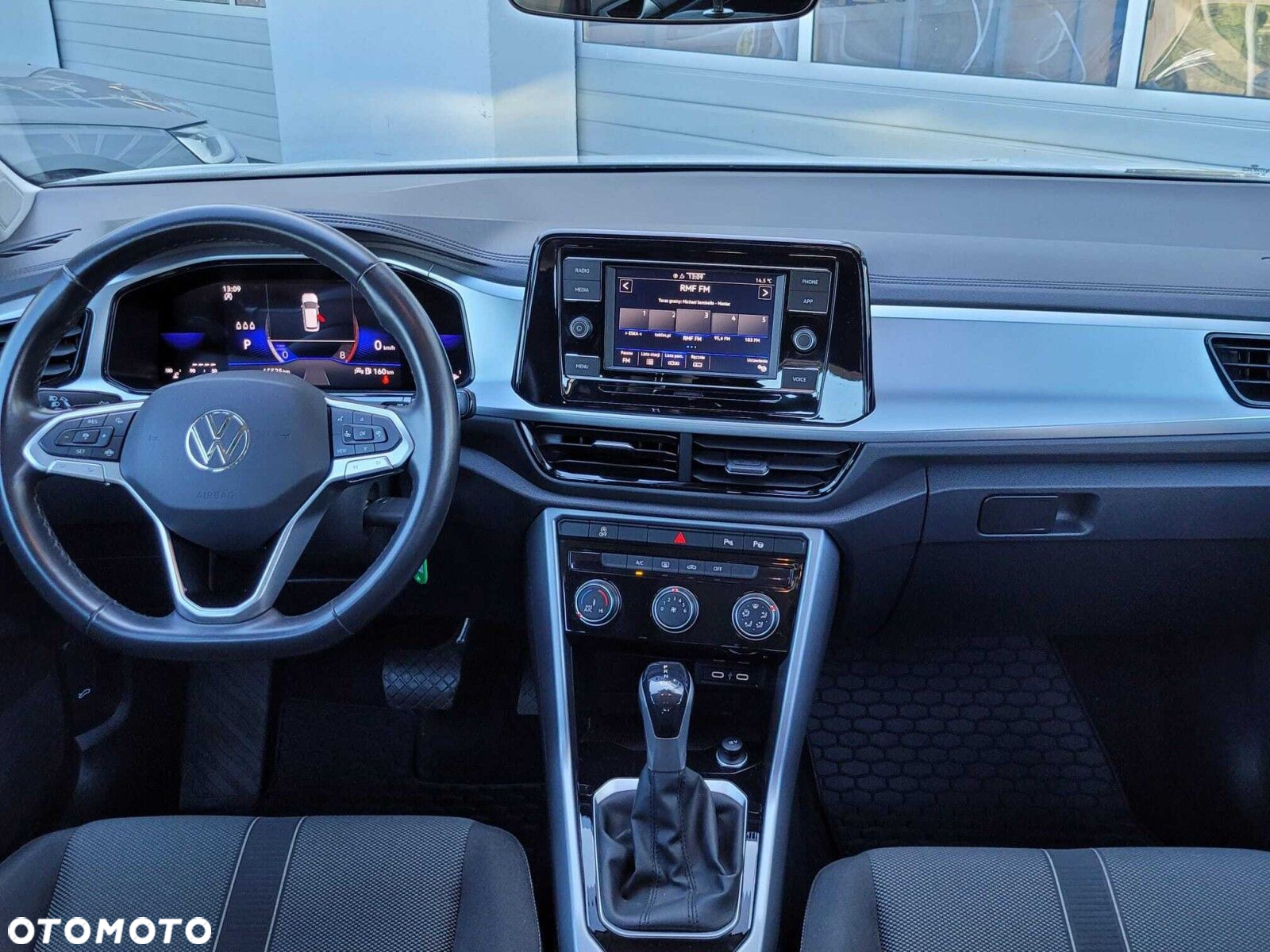 Volkswagen T-Roc 1.5 TSI Life DSG - 6